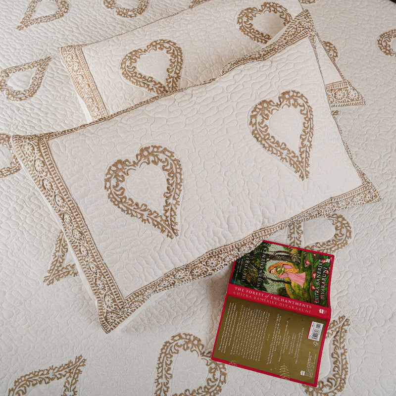 Premium Quilted Bed Cover - White Gold with Heart Motifs